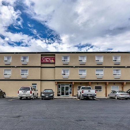 The View Hotel Fort Saint John Exterior photo