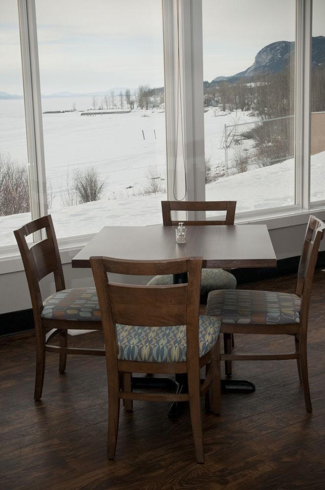 The View Hotel Fort Saint John Exterior photo